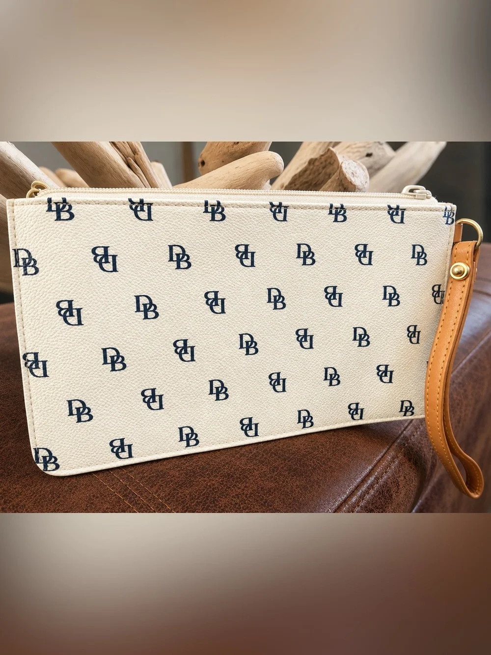 Dooney & Bourke Signature Monogram Wristlet Clutch – Cream/White & Navy